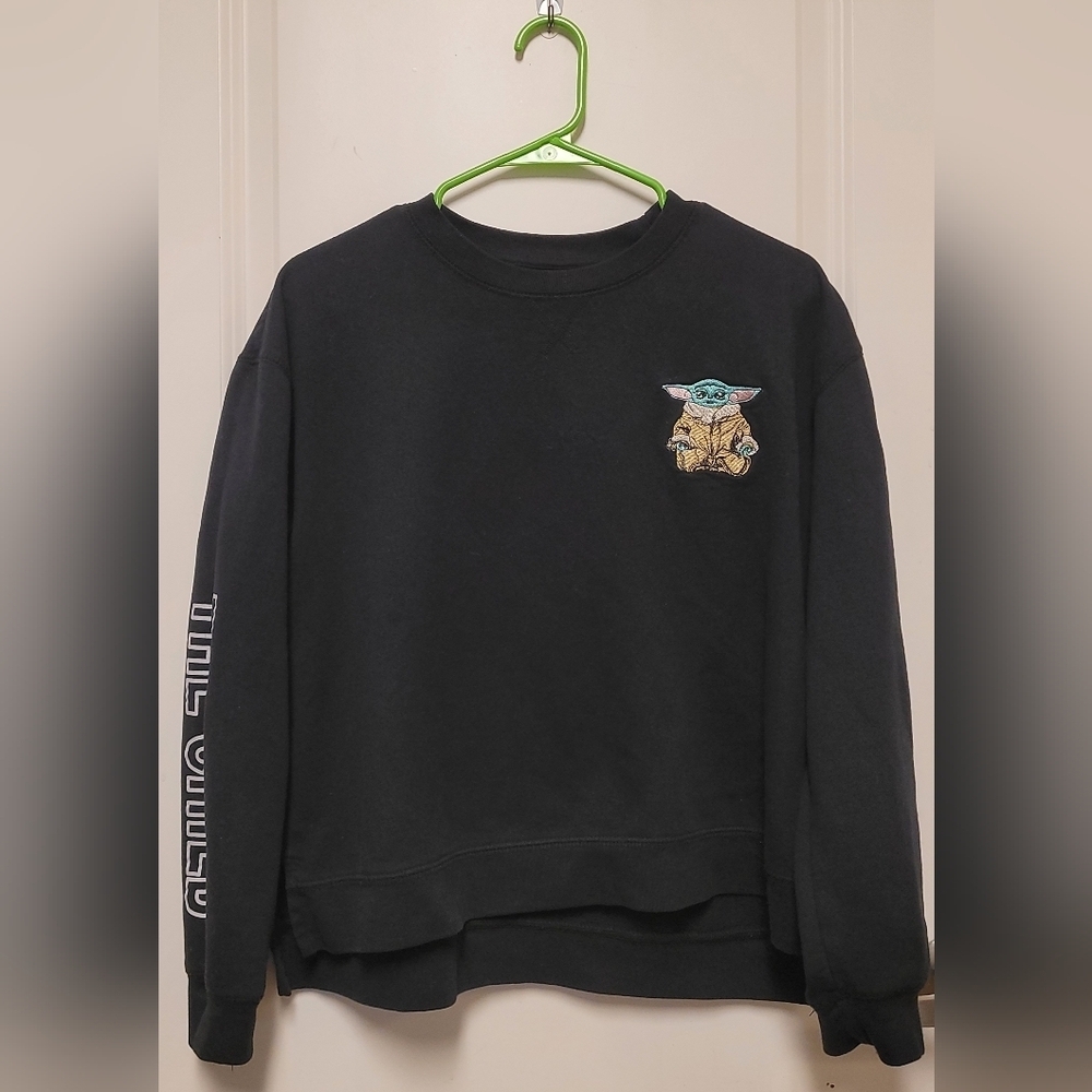 Star Wars Juniors Black Double Layered Crewneck w. Embroidment Sz XL